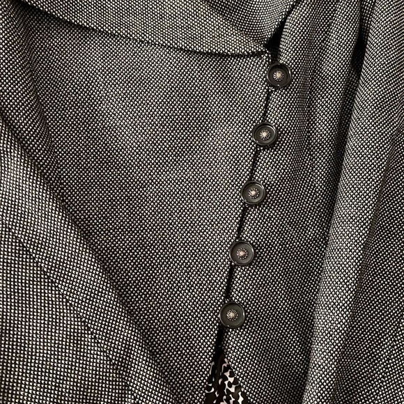 TAHARI asymmetrical wool suit jacket - Picture 3 of 5
